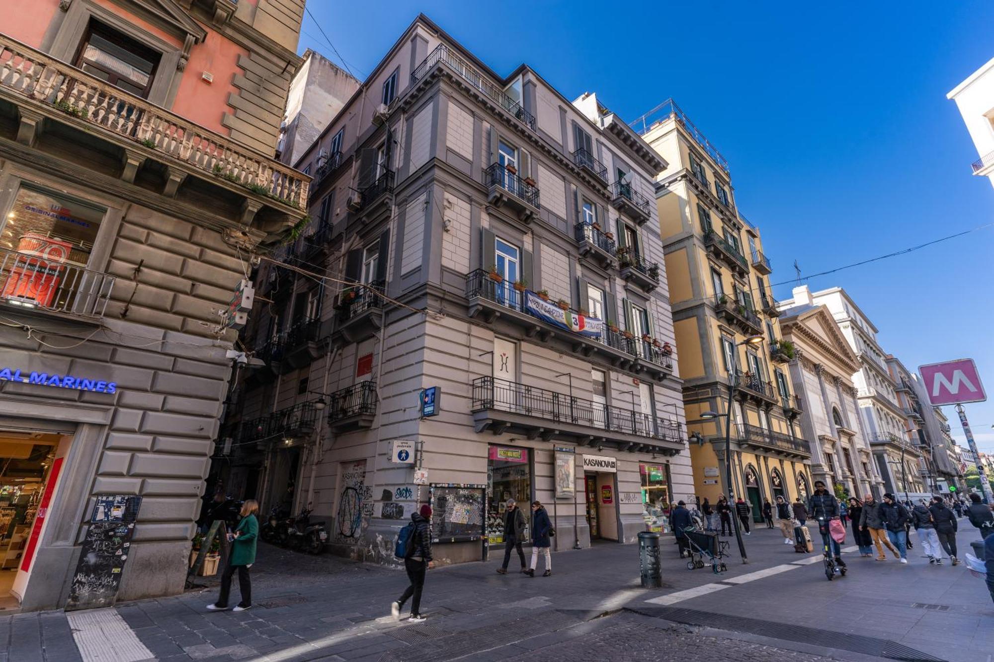 Due Porte A Toledo Naples Extérieur photo